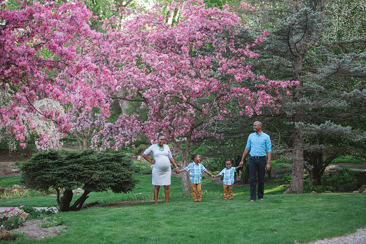 Minneapolis_Spring_Maternity_Photos_05